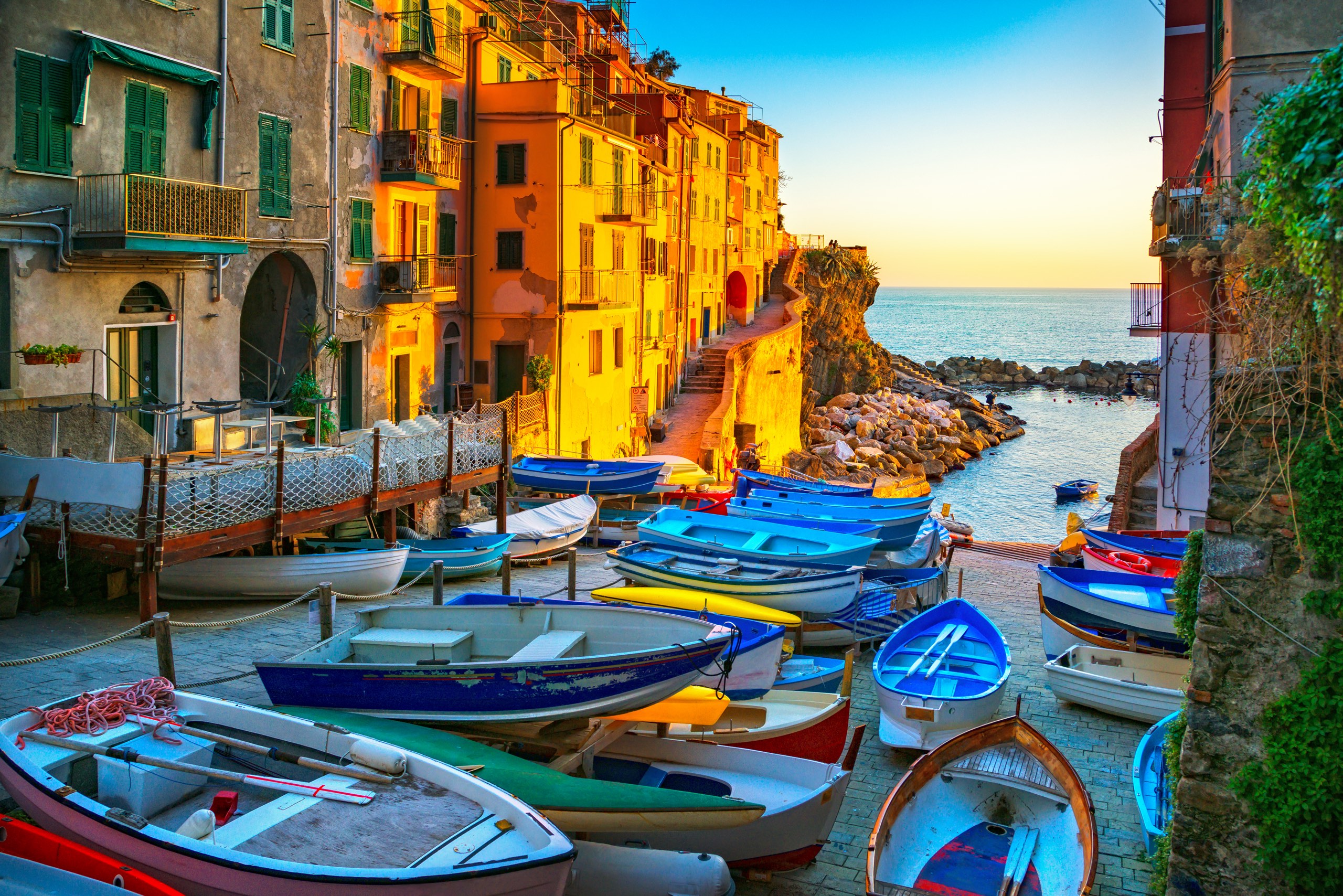 5 Terre: Your Private Car Awaits